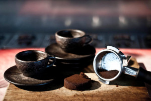 3046624-slide-s-7-old-coffee-grounds-become-earthy-reusable-mugs