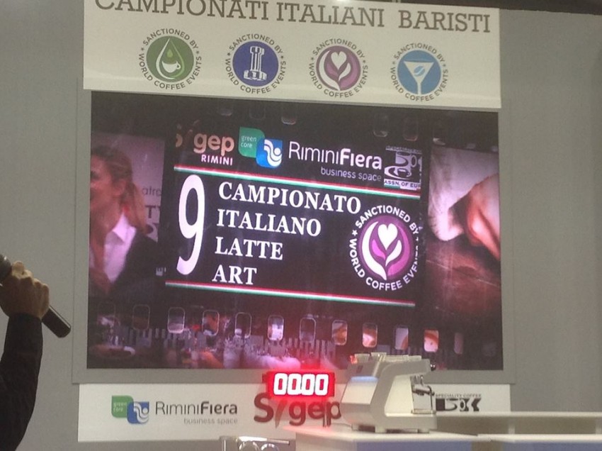 LATTE ART DA CAMPIONI, LE FOTO DELLA FINALISSIMA DEL CAMPIONATO ITALIANO 2015