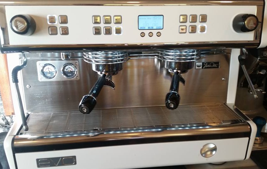 VENDESI BELLISSIMA MACCHINA PER ESPRESSO “DALLA CORTE EVO2”