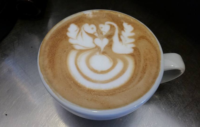 IMPARARE LA LATTE ART MONTANDO IL SAPONE