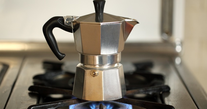 COME PREPARARE UN CAFFE’ PERFETTO CON LA MOKA