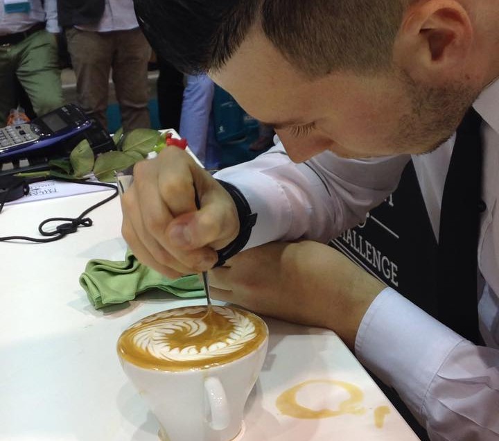 MILANO LATTE ART CHALLENGE,  IL RACCONTO DELLA TRE GIORNI DI GARE SPETTACOLARI TRA I MIGLIORI LATTE ARTIST DEL MONDO