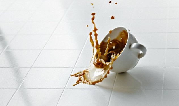 PERCHE’ IL CAPPUCCINO SI ROVESCIA MENO FACILMENTE DEL CAFFE’?