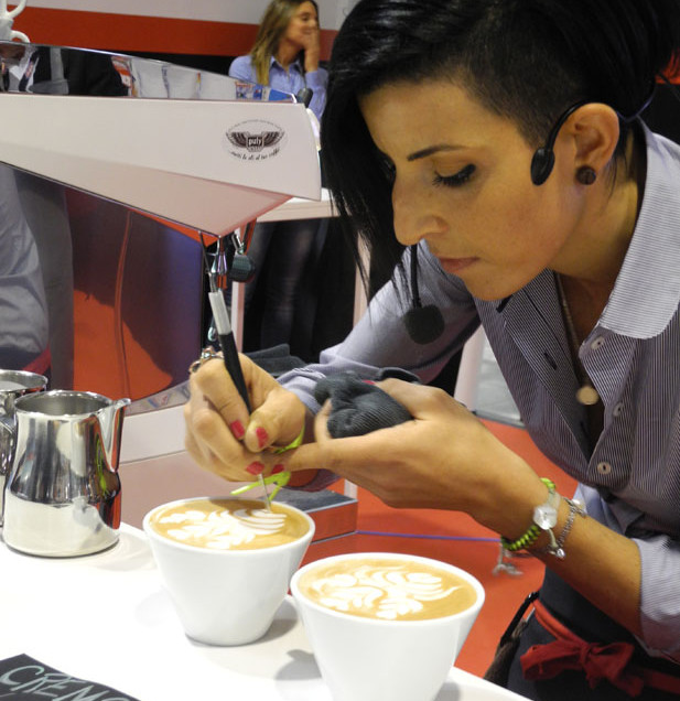 A TU PER TU CON ELISA URDICH, FINALISTA DEL CAMPIONATO ITALIANO LATTE ART