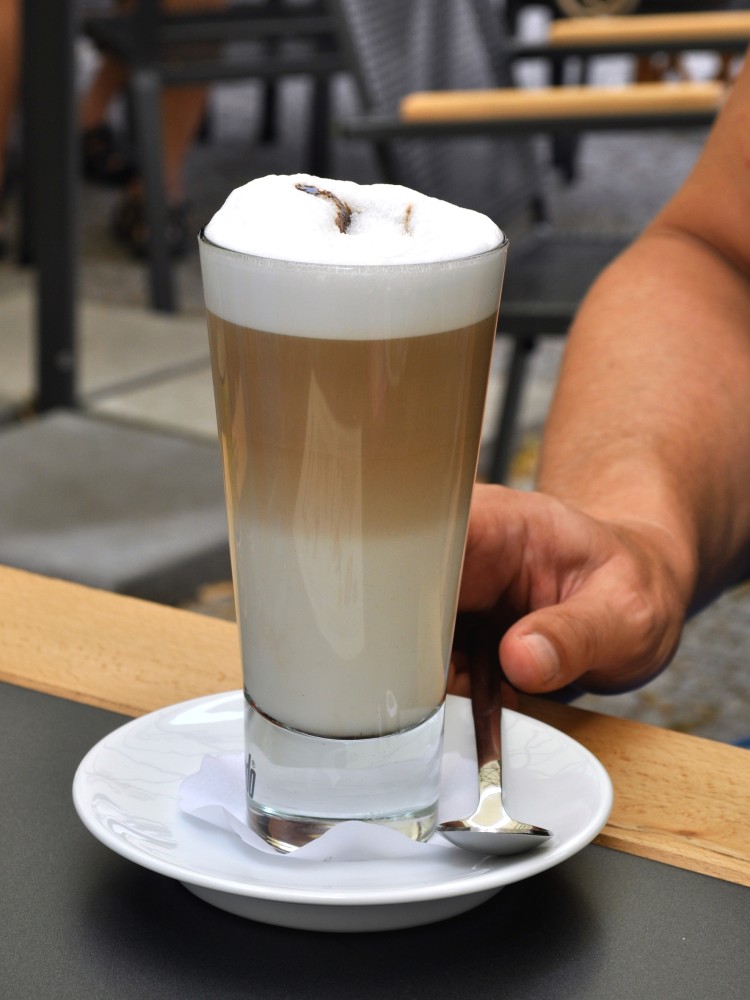 LE DIFFERENZE FRA LATTE MACCHIATO, CAPPUCCINO E CAFFÈLATTE