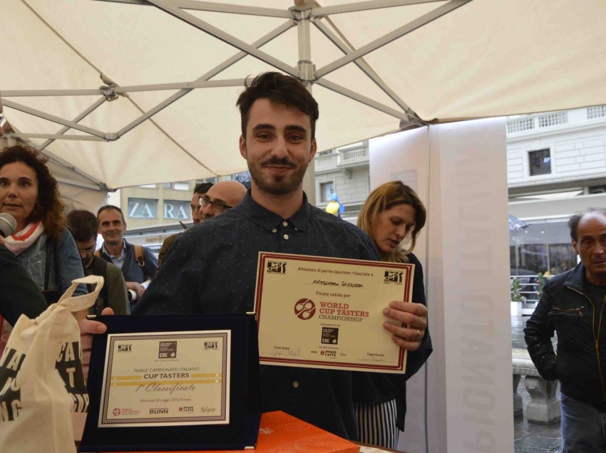 IL CAMPIONE ITALIANO CUP TASTING 2015 È… ALESSANDRO GHIZZARDI