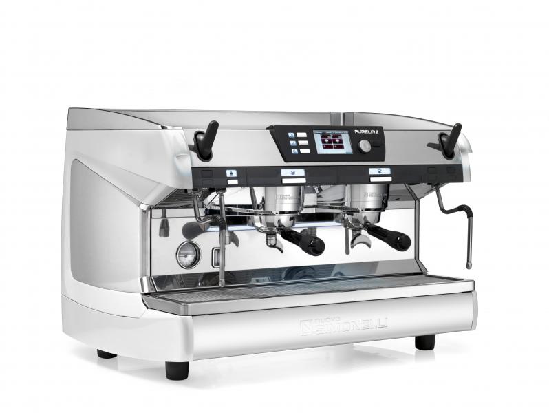 LA MACCHINA UFFICIALE DEI CAMPIONATI MONDIALI DI CAFFETTERIA: LA NOSTRA RECENSIONE DELLA  NUOVA SIMONELLI AURELIA T3 COMPETIZIONE